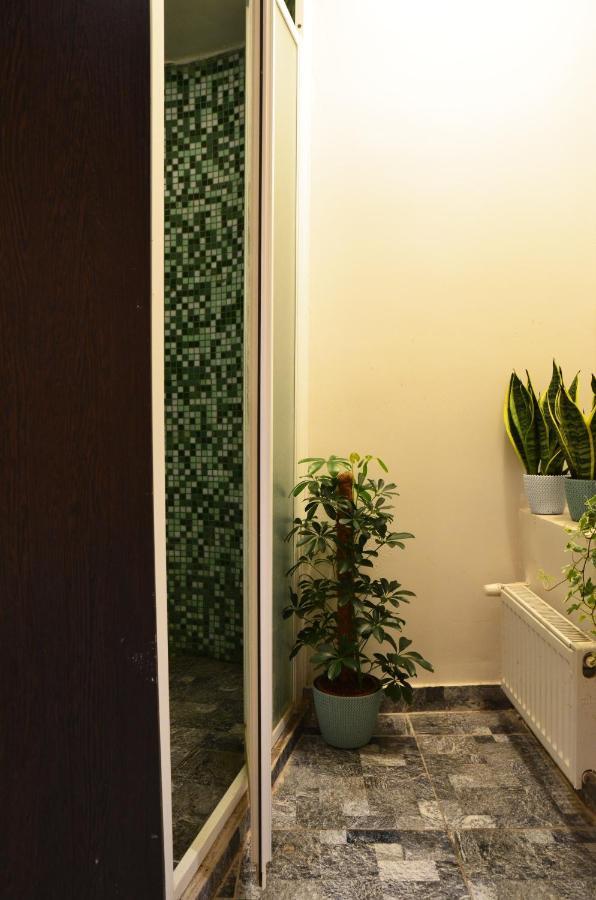 Anna's guesthouse Riga Eksteriør billede
